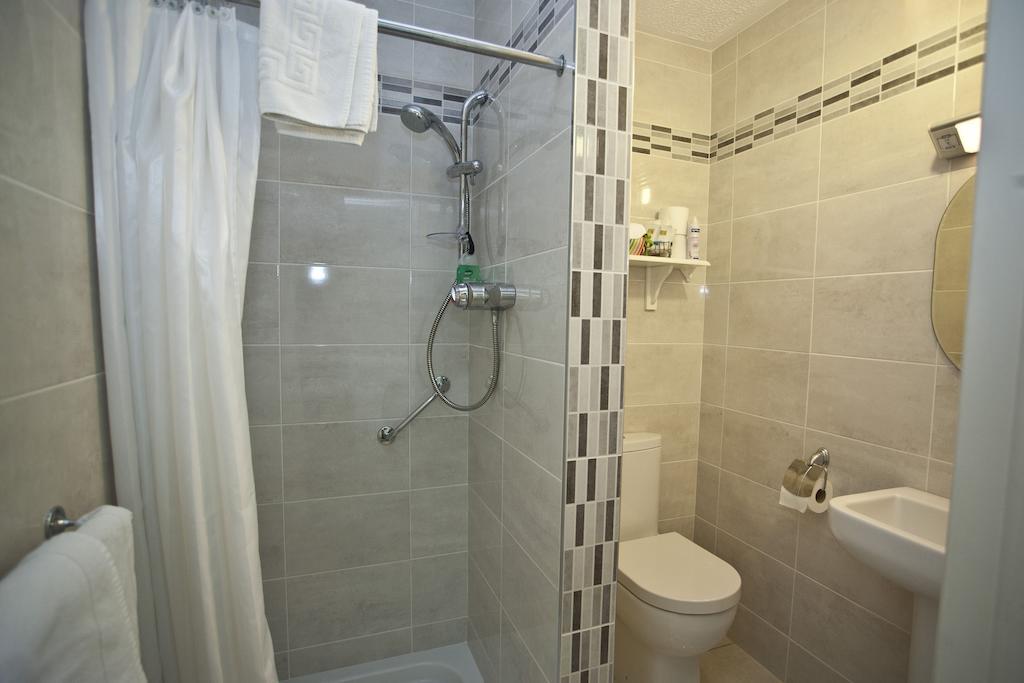 Avalon House B&B 글렌티스 객실 사진